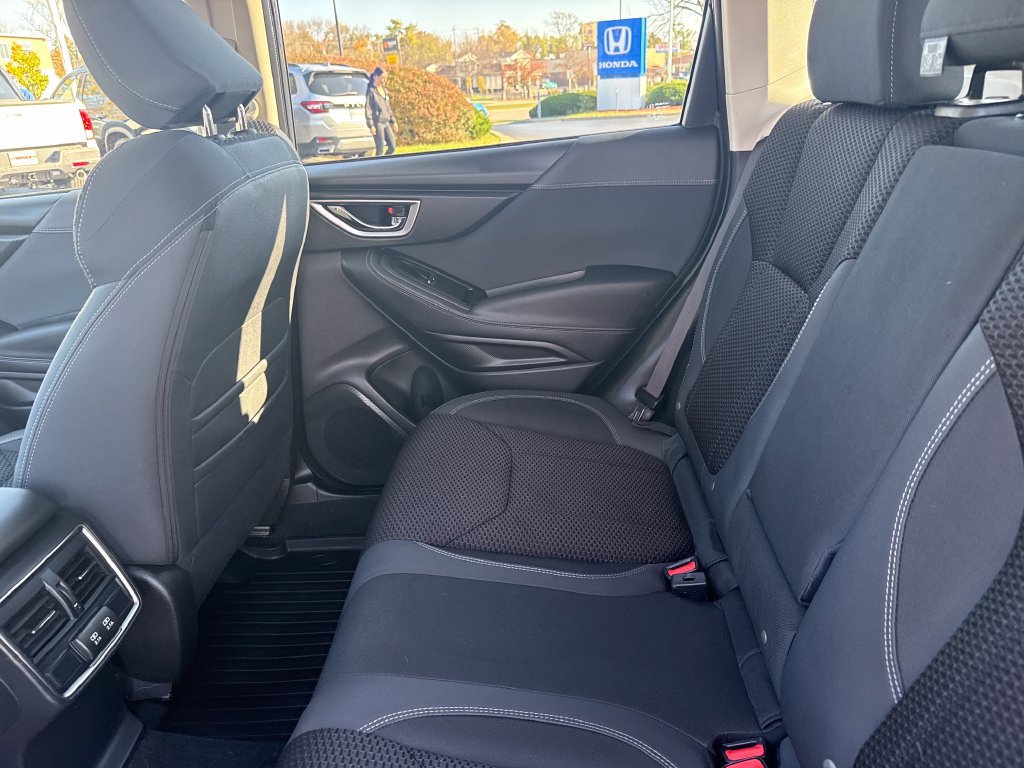 Used 2019 Subaru Forester Premium AWD/4WD image 20