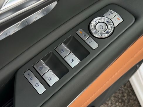 New 2026 Genesis GV80 2.5T Advanced image 27