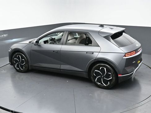 Used 2022 Hyundai Ioniq 5 SEL w/ Cargo Package image 47