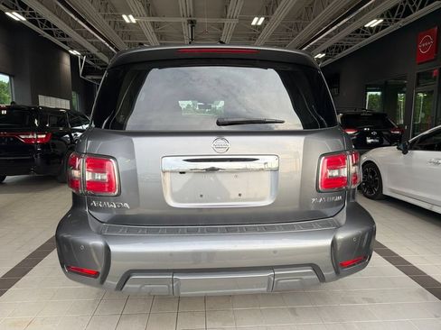 Used 2019 Nissan Armada Platinum w/ Captain's Chairs Package RWD image 4