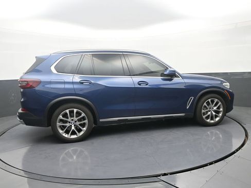 Used 2023 BMW X5 xDrive40i w/ Premium Package AWD/4WD image 8