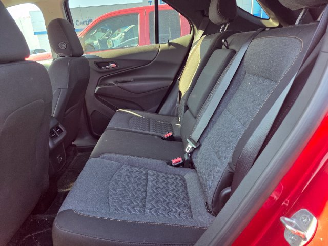 Used 2024 Chevrolet Equinox LT w/ LPO, Floor Liner Package FWD image 11