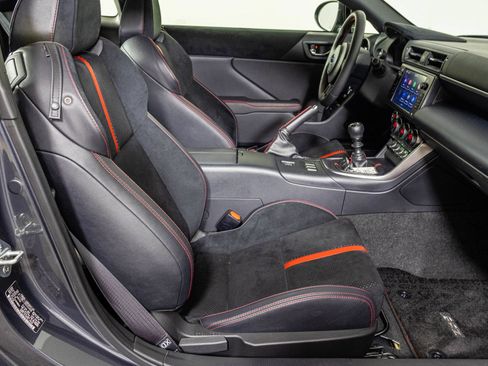 Used 2024 Subaru BRZ Limited RWD image 36