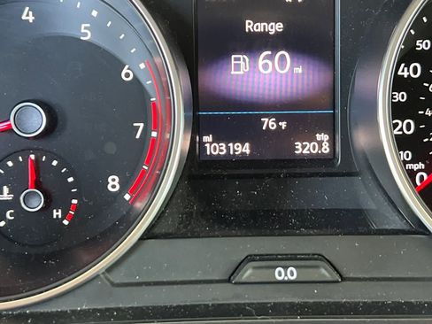 Used 2020 Volkswagen Tiguan SE AWD/4WD image 27