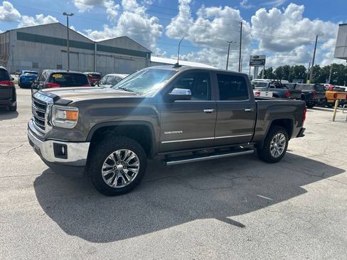 Used 2015 GMC Sierra 1500 SLT w/ SLT Crew Cab Value Package RWD image 2
