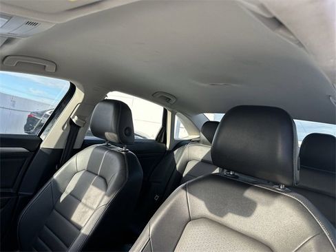 Used 2024 Volkswagen Jetta SE image 16