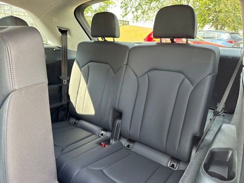 Used 2024 Audi Q7 3.0T Premium Plus image 10