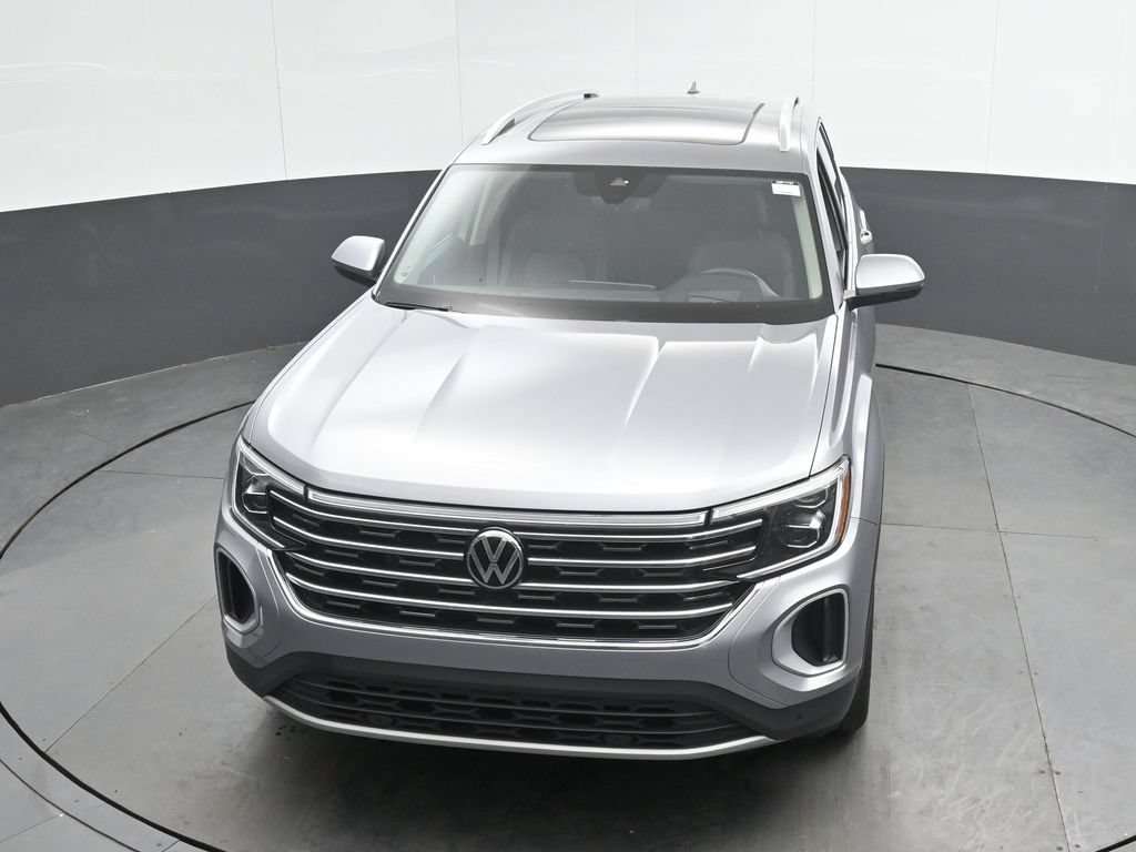 Used 2025 Volkswagen Atlas SEL AWD/4WD image 34