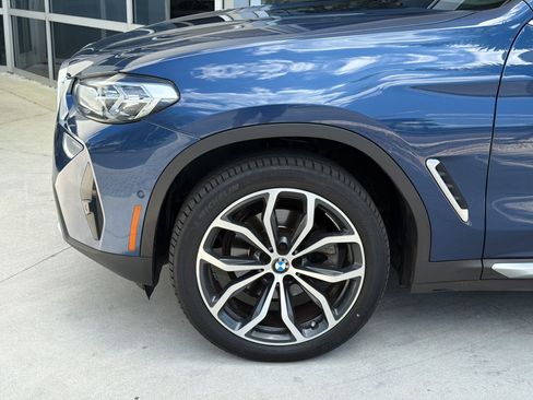 Used 2022 BMW X4 xDrive30i w/ Parking Assistance Package AWD/4WD image 11