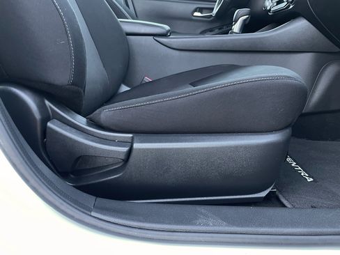 Used 2022 Nissan Sentra SV image 22