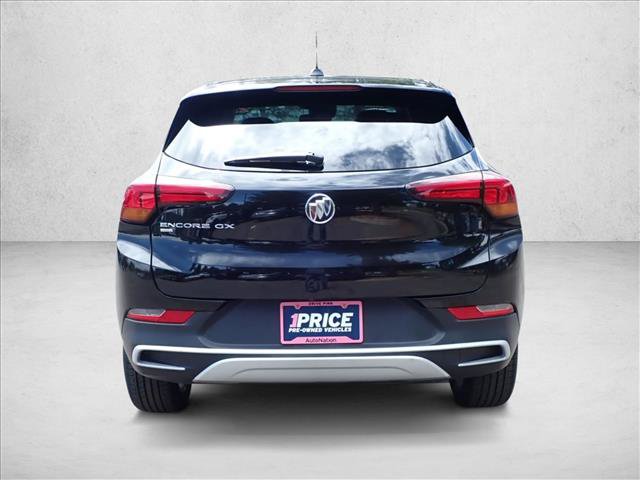 Used 2022 Buick Encore GX Preferred w/ Cold Weather Comfort Package AWD/4WD image 3