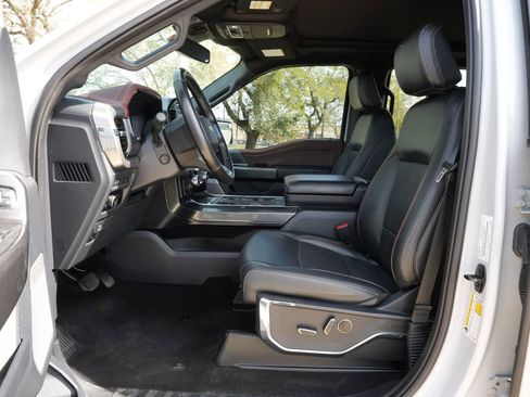 Used 2023 Ford F150 Lariat w/ Equipment Group 502A High image 18