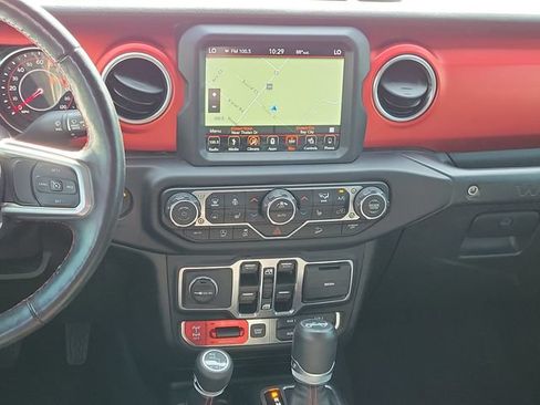 Used 2019 Jeep Wrangler Unlimited Rubicon AWD/4WD image 23
