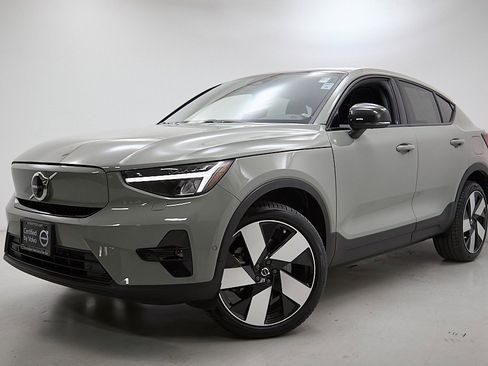 Certified 2023 Volvo C40 P8 Recharge Ultimate image 2