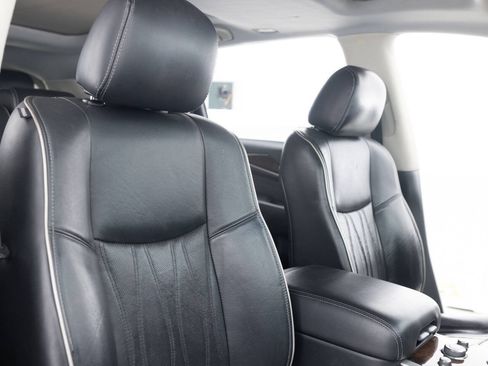 Used 2017 INFINITI QX60 Luxe w/ Deluxe Technology Package AWD/4WD image 26