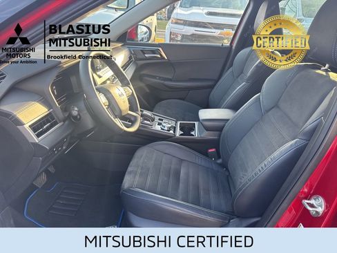 Used 2023 Mitsubishi Outlander 4WD Plug-In Hybrid image 20
