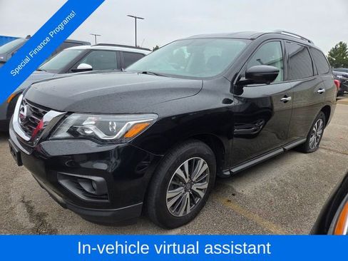 Used 2020 Nissan Pathfinder SL image 9