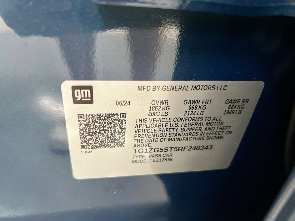 Used 2024 Chevrolet Malibu RS FWD image 27