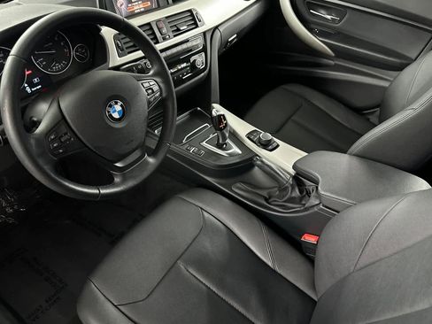 Used 2016 BMW 320i Sedan image 11