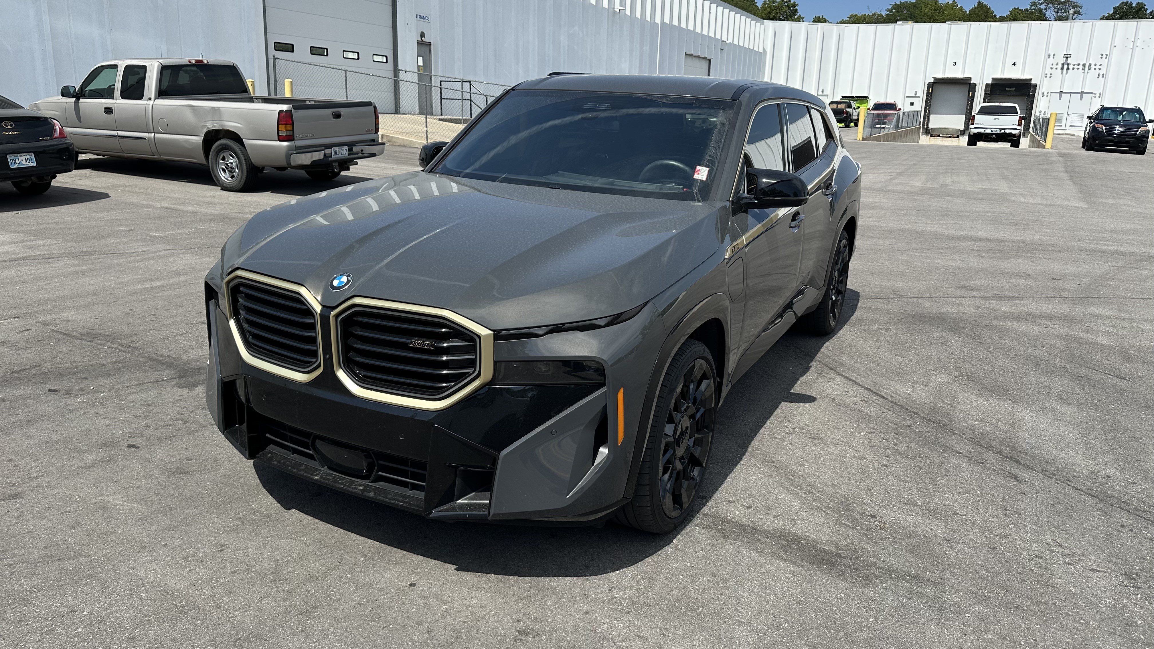 Certified 2025 BMW XM AWD/4WD image 5