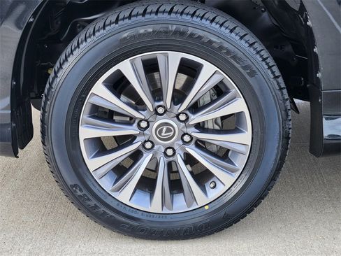 Used 2023 Lexus GX 460 Luxury image 10
