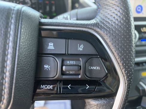 Used 2023 Toyota Tundra Platinum w/ Advanced Package AWD/4WD image 23