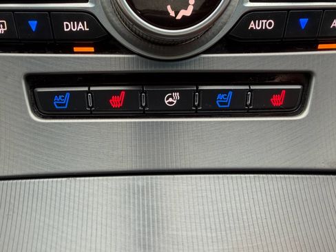 Used 2017 Lincoln MKZ Reserve w/ Technology Package FWD image 18
