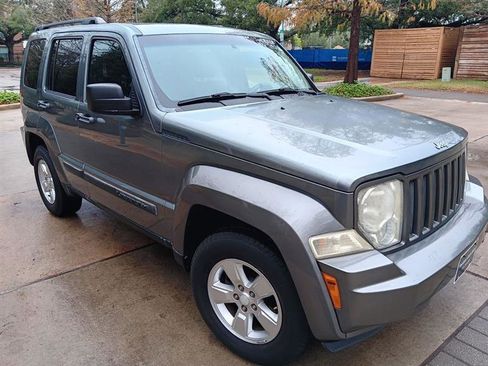 Used 2012 Jeep Liberty Sport w/ Popular Equipment Group image 7
