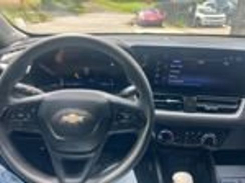Used 2025 Chevrolet TrailBlazer LT AWD/4WD image 13