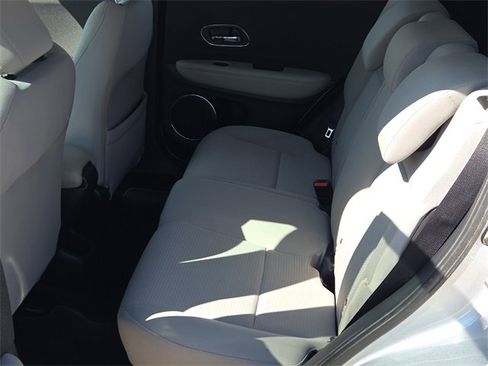 Used 2022 Honda HR-V EX image 16