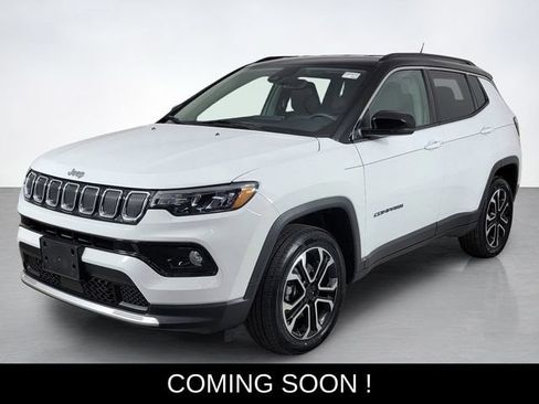 Used 2022 Jeep Compass Limited AWD/4WD image 7