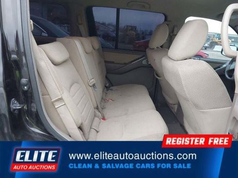 Used 2011 Nissan Pathfinder S w/ Protection Pkg image 16