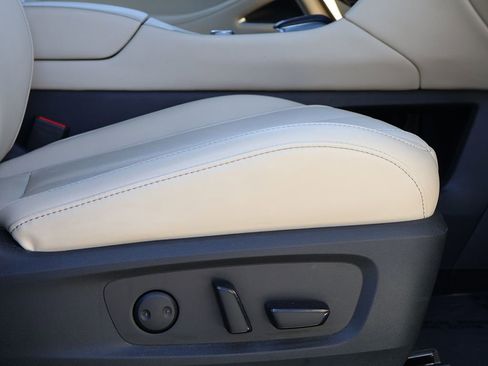 Used 2023 INFINITI QX60 Luxe w/ Vision Package FWD image 36