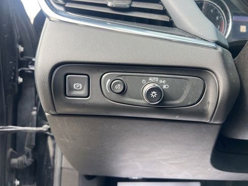 Used 2020 Buick Enclave Essence w/ Sport Touring Edition image 26