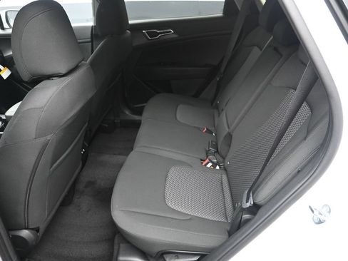 New 2026 Kia Sportage LX w/ LX Convenience Package AWD/4WD image 29