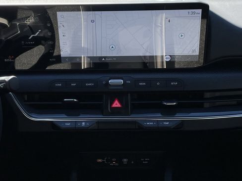 Used 2025 Kia K4 GT-Line image 17