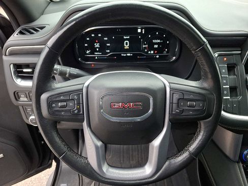 Used 2022 GMC Yukon SLT w/ SLT Premium Package image 22