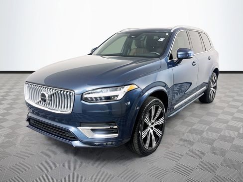 Used 2024 Volvo XC90 B6 Plus w/ Protection Package Premier AWD/4WD image 3
