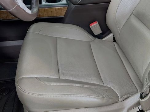 Used 2016 GMC Sierra 2500 SLT w/ Suspension Package, Off-Road image 20