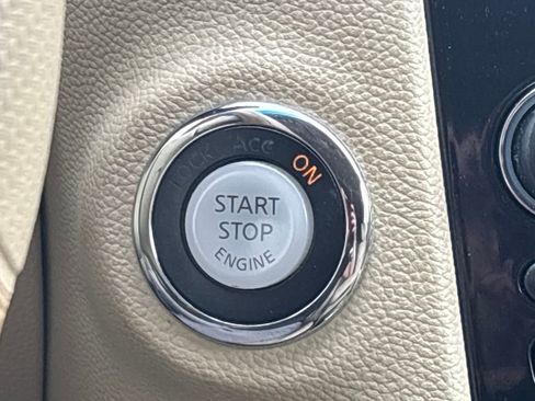 Used 2014 INFINITI QX70 AWD w/ Premium Package image 16