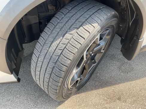 Used 2013 Subaru Crosstrek 2.0i Premium w/ Popular Pkg 2 image 38