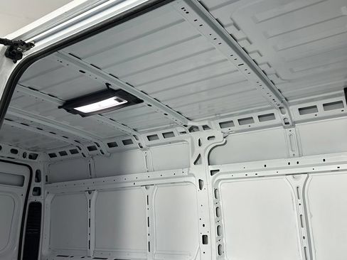 Used 2026 RAM ProMaster 3500 w/ Convenience Group FWD image 12