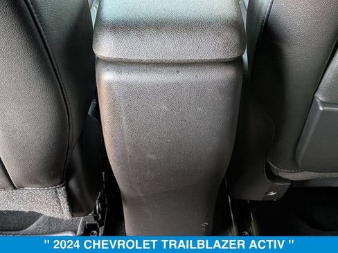 Used 2024 Chevrolet TrailBlazer ACTIV w/ Driver Confidence Package AWD/4WD image 31