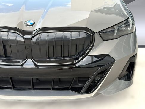 Used 2024 BMW 530i w/ M Sport Package RWD image 12