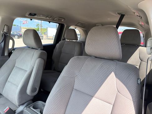 Used 2016 Honda Odyssey EX image 22