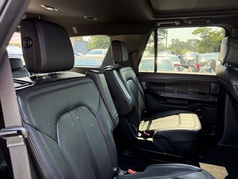 Used 2020 Ford Expedition Limited w/ Special Edition Package RWD image 38