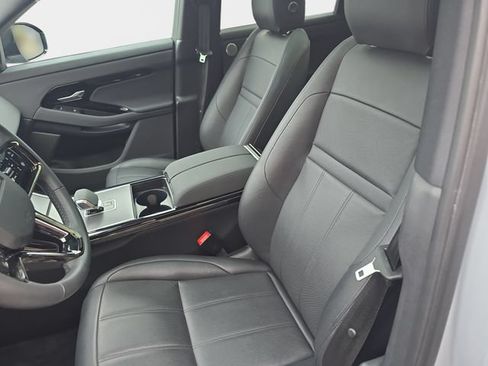 Certified 2025 Land Rover Range Rover Evoque Dynamic SE AWD/4WD image 18