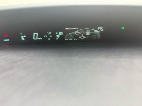 Used 2015 Toyota Prius Two FWD image 14