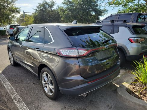 Used 2018 Ford Edge Titanium FWD image 19