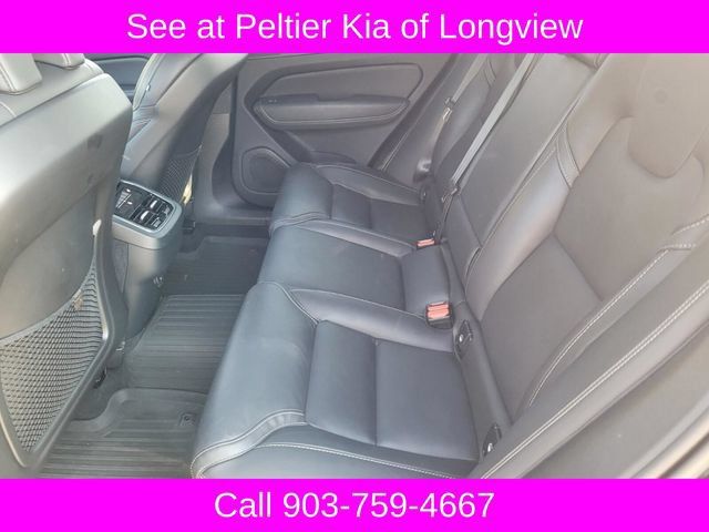 Used 2025 Volvo XC60 B5 Ultra w/ Protection Package Premier AWD/4WD image 19